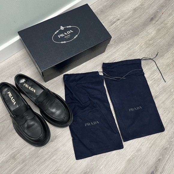 Prada Platform Loafer. Prada size 7 equivalent to USA 9 or 42 EURO - Picture 4 of 16